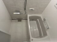 ユニットバス床下水漏れの原因は？修理方法と費用・業者選びを解説